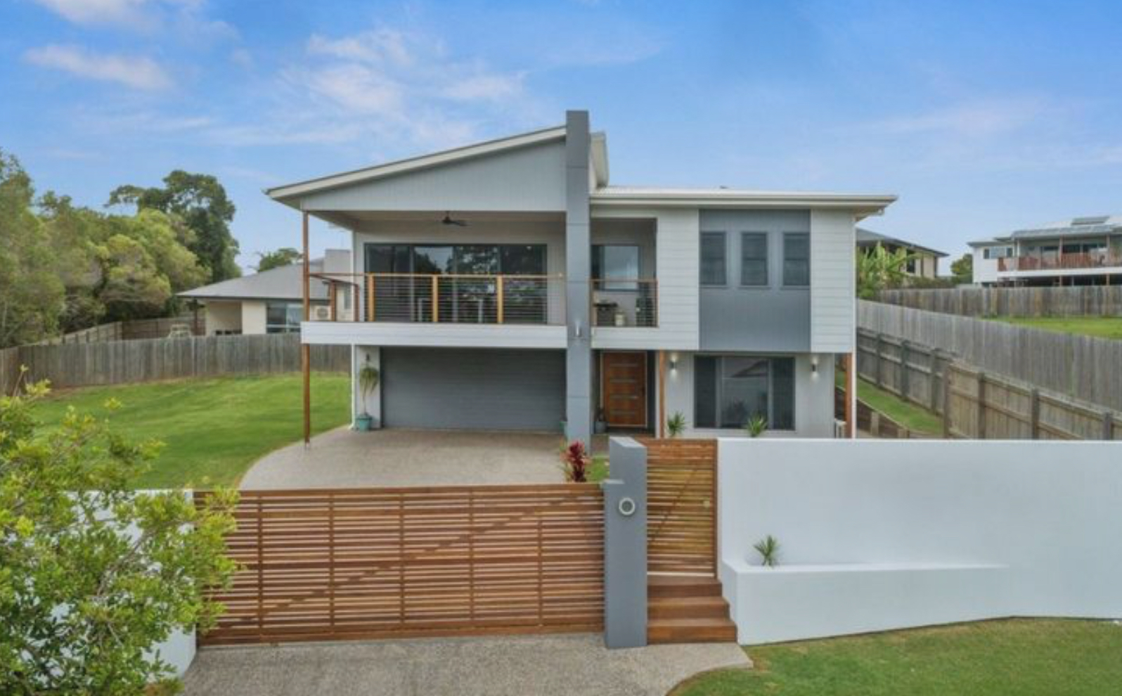 Recently sold home at 21 Steel Street Nikenbah QLD for $980,000 by Jasmine Corrick